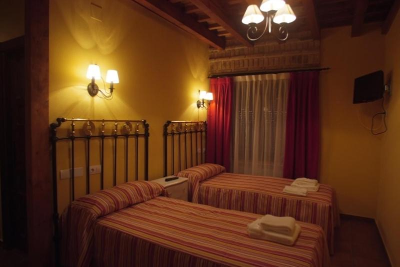 La Casona De Dona Petra Hotel Villarmentero de Campos Room photo