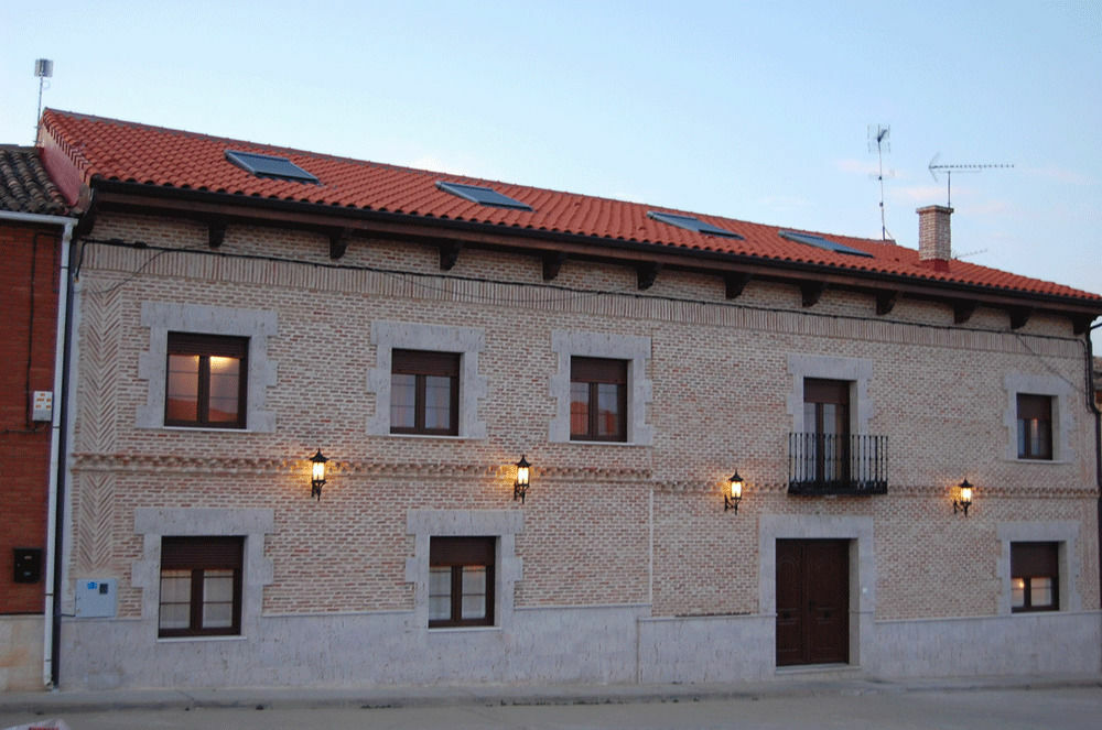 La Casona De Dona Petra Hotel Villarmentero de Campos Exterior photo